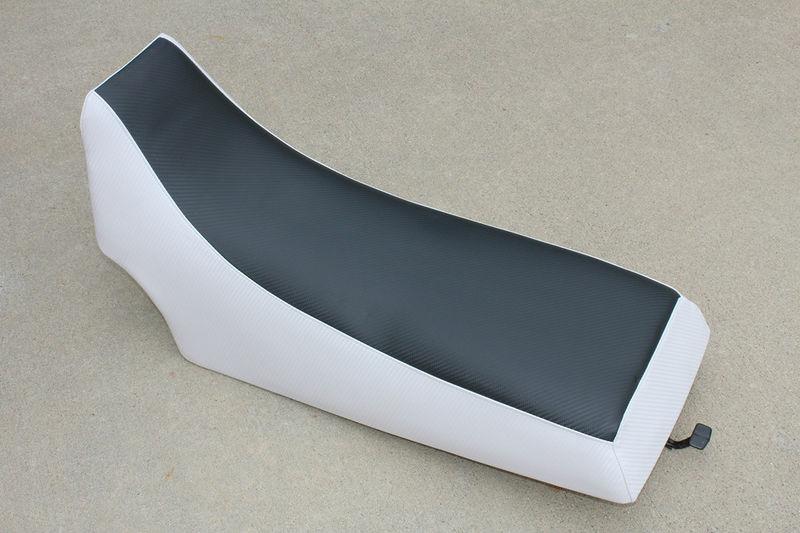Purchase BRAND NEW COMPLETE SEAT 19872006 Yamaha Banshee WHITE CARBON