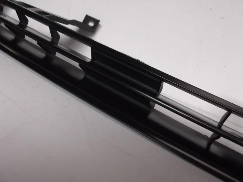 Jdm honda prelude 2door gf-bb6 2000 front grill oem.