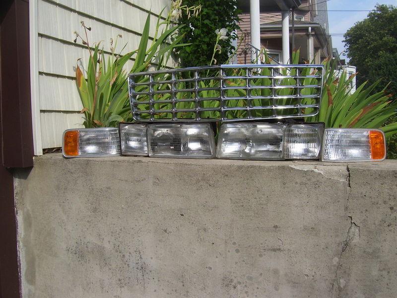 Headlights turns grill 1994 cadillac seville