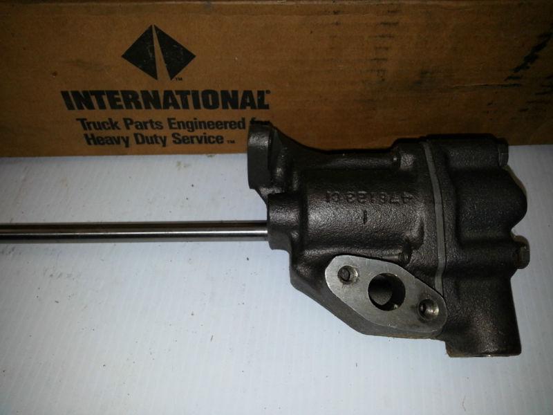 International oil pump