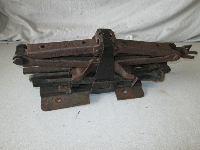 Buy Jeep Wrangler YJ 19911995 factory Fender Jack assembly with tools