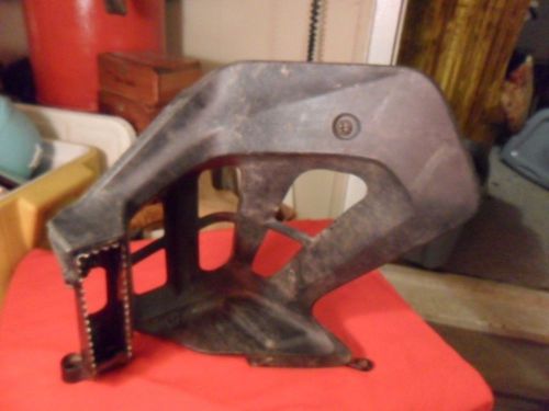 Used 2004-05 honda trx450r left rear splash guard with foot peg 80122-hp1a