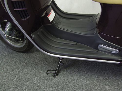 Fa italia fmgt floormat for the vespa gts 300 scooter