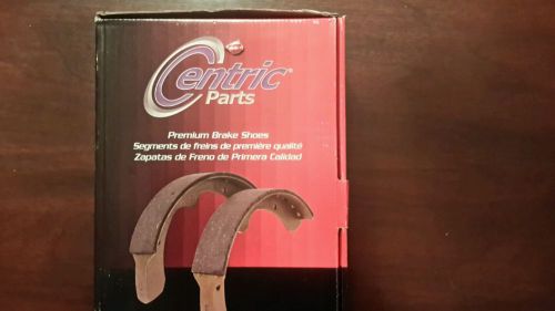 56 tbird   or   f100 53-67  lined brake shoes set rear