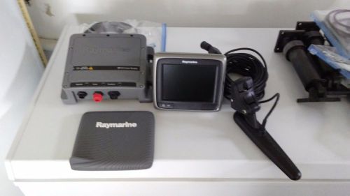 Raymarine a67 touchsceen mfd with cp100 downvu module and cpt100 transducer