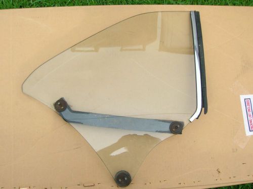 1966-67 buick skylark passenger side rear 1/4 glass.2-dr hard-top.gd driver part