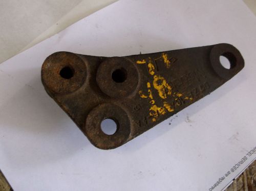 1975 - 1978 mustang ii 302 v8 alternator bracket cyl head core d5ze-10a336-aa