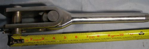 Navtec n551-1828 boat sailboat swage eye toggle jaw 9/16" wire (14mm).  7/8" pin