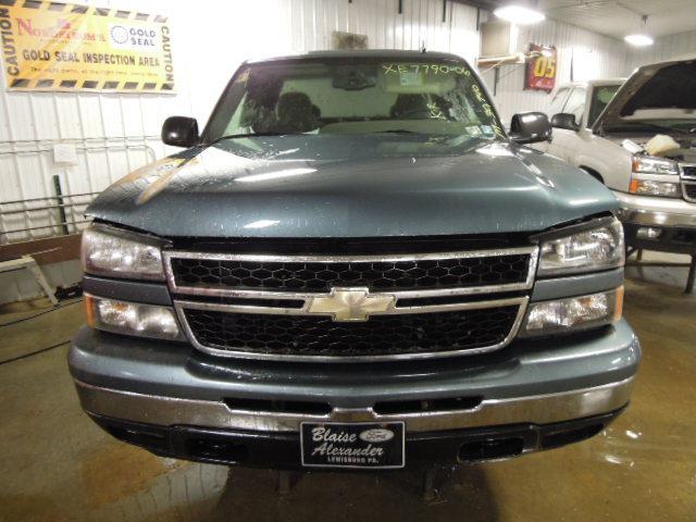 2006 chevy silverado 1500 pickup rear seat belt & retractor only lh driver gray