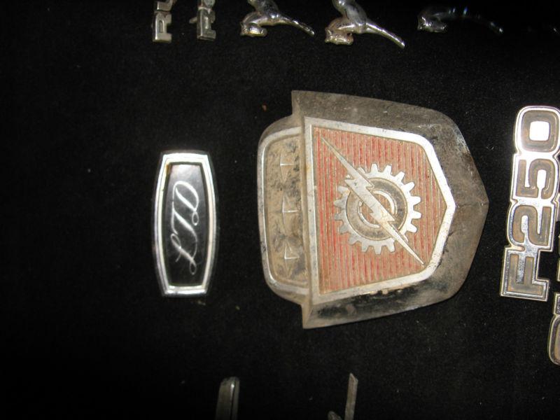 Miscellaneous Ford Emblems, US $49.99, image 6