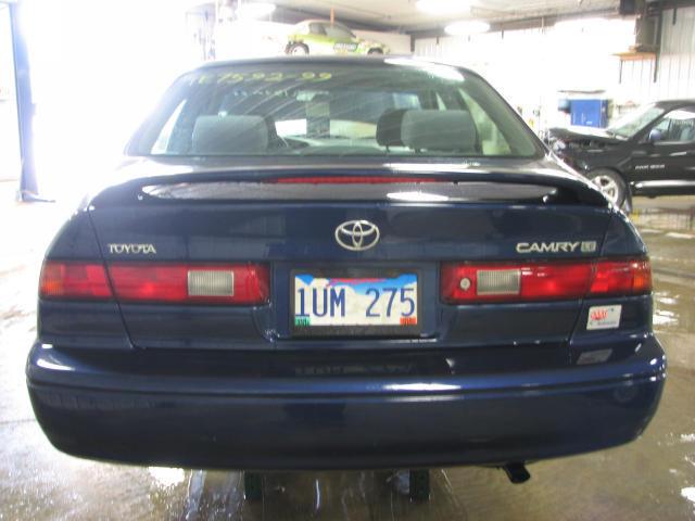 1999 toyota camry inner trunk tail light lamp right