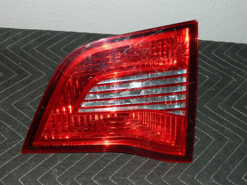 Buy OEM 20092012 VOLKSWAGON ROUTAN RIGHT / PASSENGER SIDE TAIL LIGHT