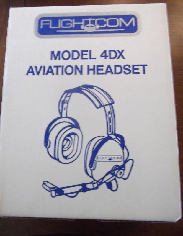 Flightcom model 4dx aviation headset in original box mint condition *101