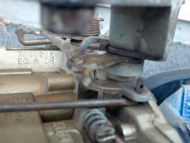 Corvette 1970 350/300HP QUADRAJET CARB # 7040202, US $40.00, image 2