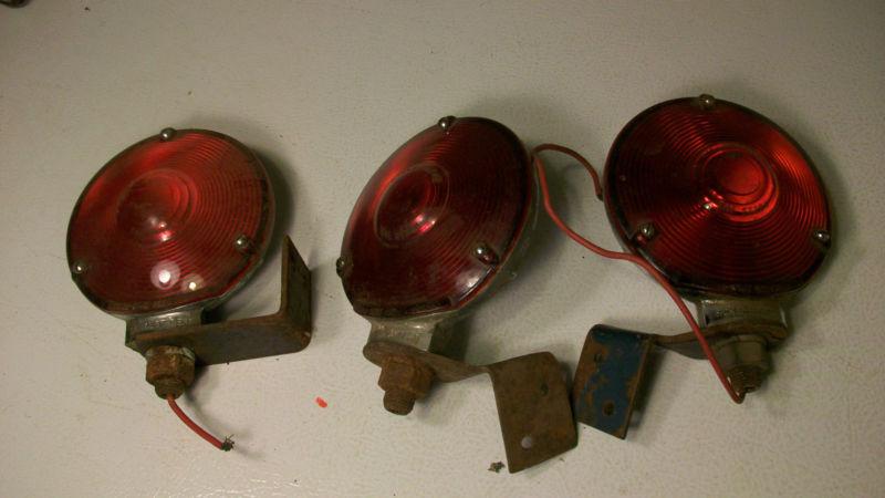 3 chrome stop lamps