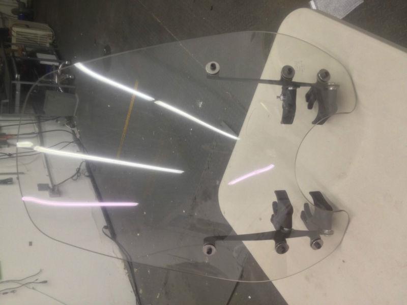 HARLEY-DAVIDSON TOURING DYNA FXDF 08 LATER QUICK RELEASE WINDSHIELD 19