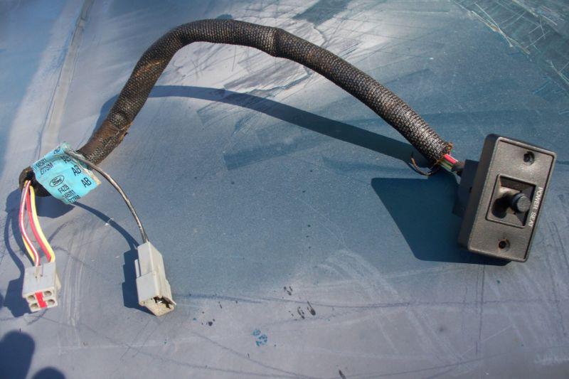 1998 ford mustang driver power seat control switch 94 95 96 97 98 without lumbar