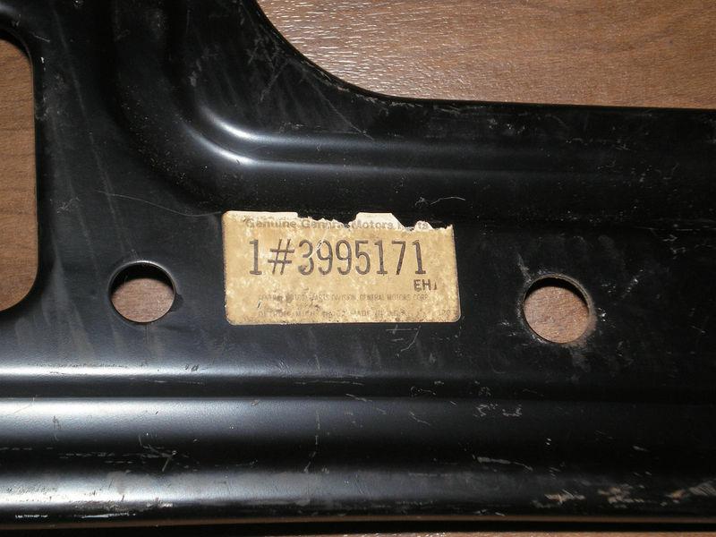 Chevrolet impala,caprice,belair 1972 nos gm grille and hood lock support