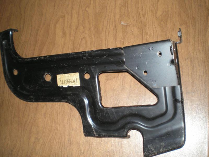 CHEVROLET IMPALA,CAPRICE,BELAIR 1972 NOS GM GRILLE AND HOOD LOCK SUPPORT, US $19.99, image 3