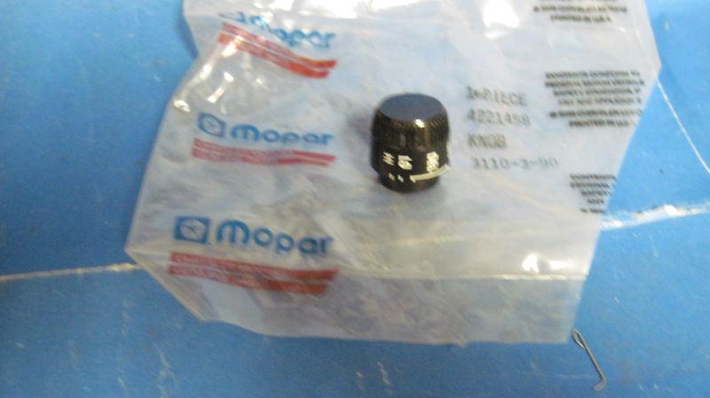 -mopar wiper knob,n.o.s.1984-1990 daytona+laser models.