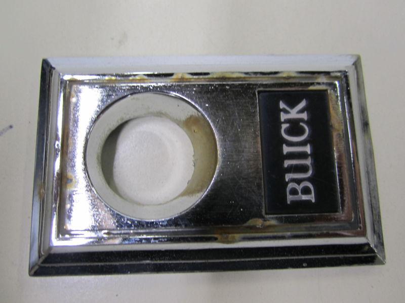 Buick riviera 79-85 1979-85 trunk lid emblem ornament