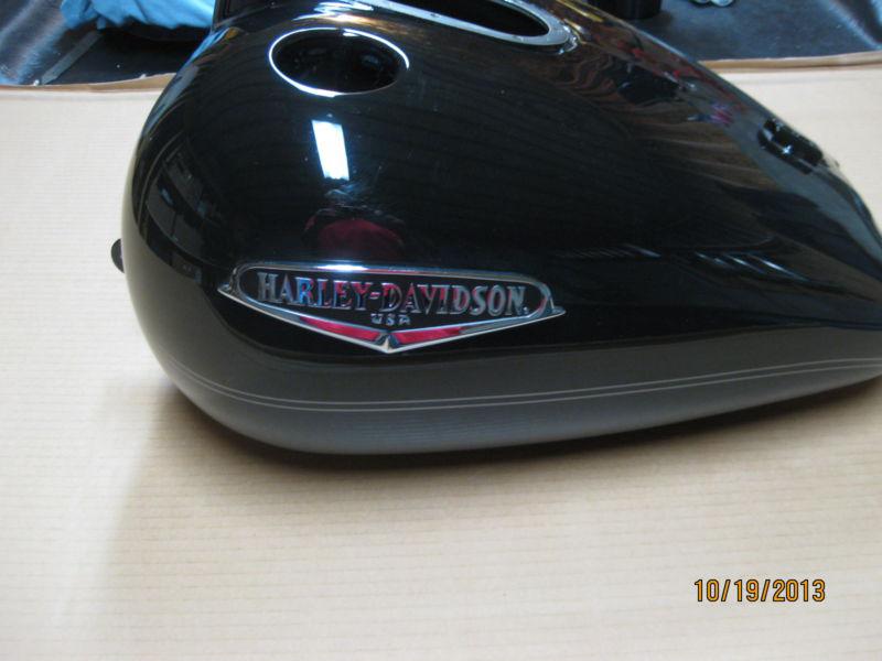 Find Harley Davidson Road King Classic gas tank in Loganville,