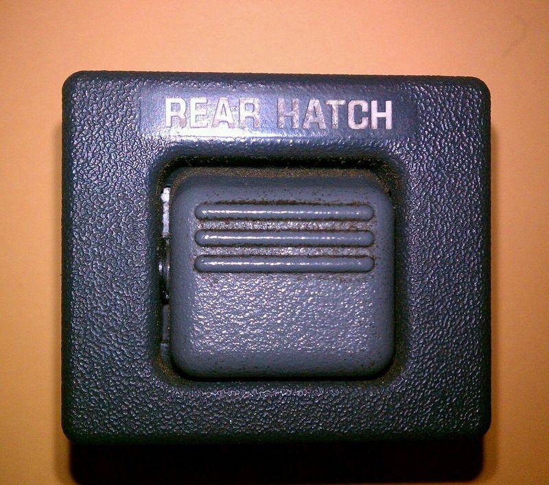 1995-1998 suburban tahoe yukon rear hatch switch grey trim