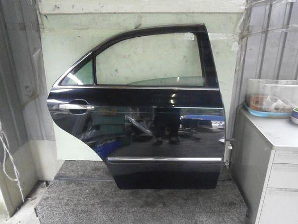 Toyota crown 2004 rear right door assembly [4e13300]