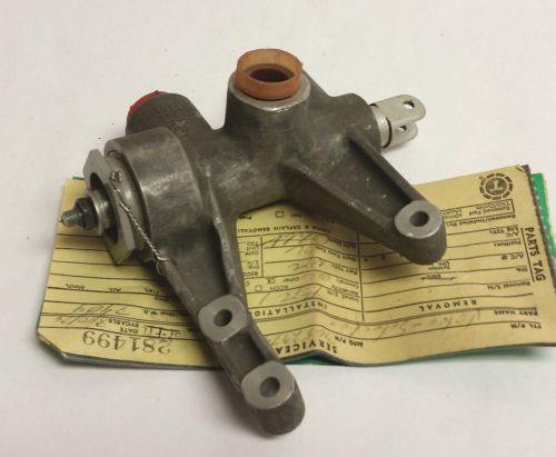 Douglas aircraft selector valve p/n 3652374-5001