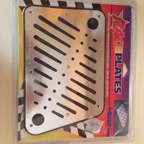 Race plates by alpena