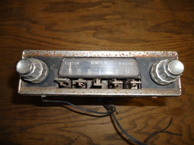 Vintage am radio by world radio ltd - out of a jaguar xke 