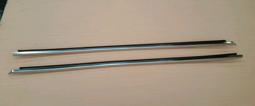 74 datsun fairlady z 260z 280z 2+2 driver  passenger  door window  trim molding
