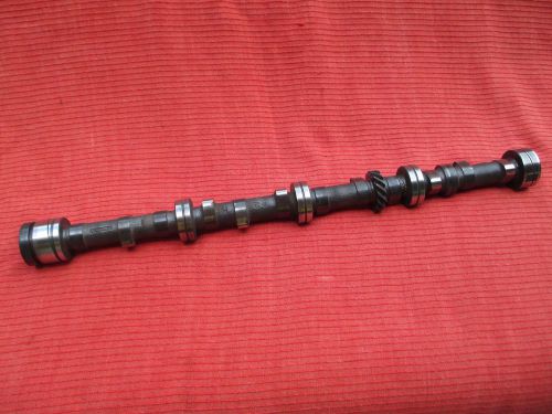 Checked and reconditioned engine camshaft triumph tr5 tr6 tr250 gt6 gt6+