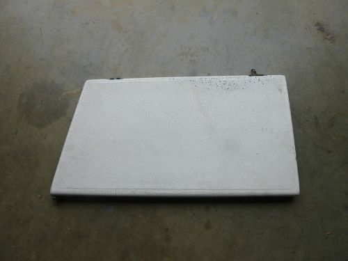 Catalina 22 port lazarette hatch