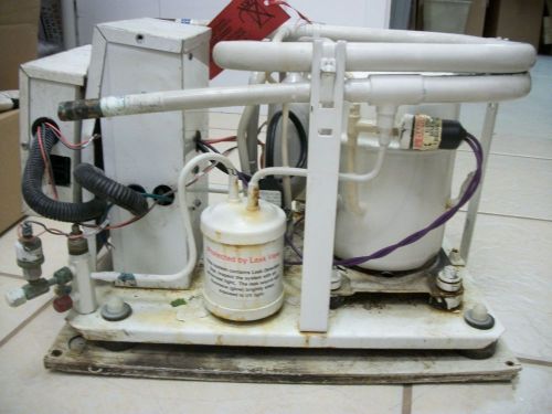 Dometic cruisair a-284 smx ii 7000 btu condensing unit