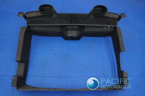 Radiator shroud baffle air conveyor 222535 oem maserati quattroporte m139 06-07