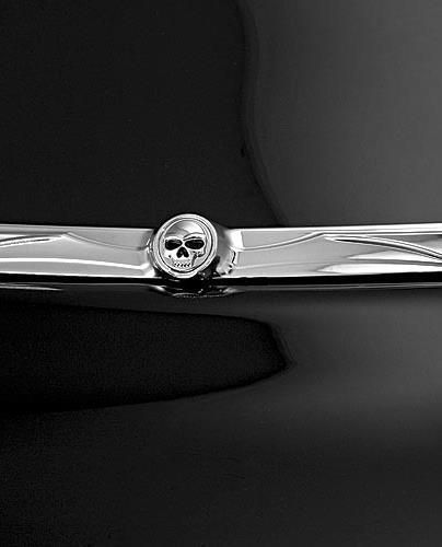 Kuryakyn 1189 fairing/windshield trim