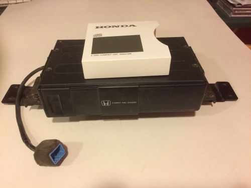 Honda 08a26-1b1-100 oem cd changer