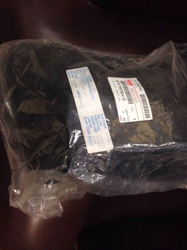 Plate step lh  npr, npr-hd, nqr, nrr 2004-2007 oem nos