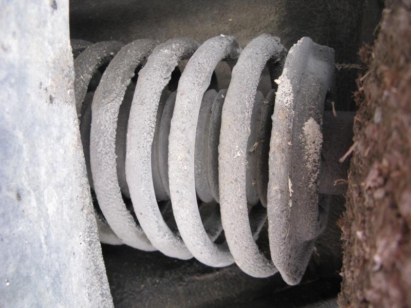 98 99 00 volvo s70 l. left driver lh strut front fwd sedan sw spring shock