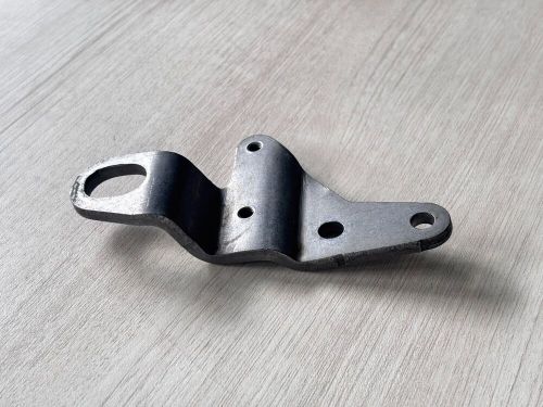 Genuine 11127797494 loop cylinder head attached bmw e91 e60 x1 x3