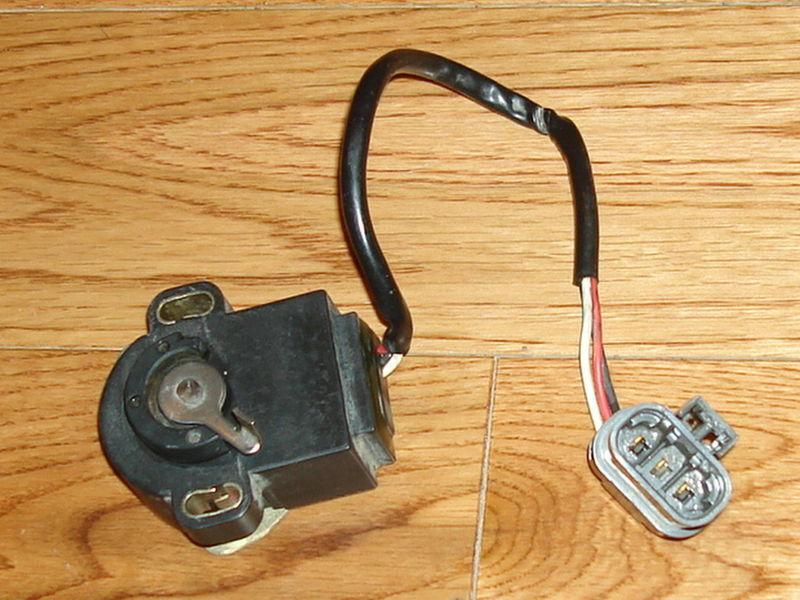 Find 8997 NISSAN PICKUP/PATHFINDER 21D THROTTLE BODY POSITION SENSOR 2