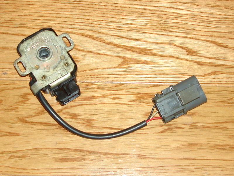 Find 89 95 NISSAN 240SX A22641 921 THROTTLE BODY POSITION SENSOR 93