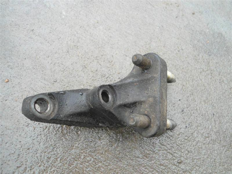 96-98 honda civic oem stock motor engine mount bracket 97 ex dx lx