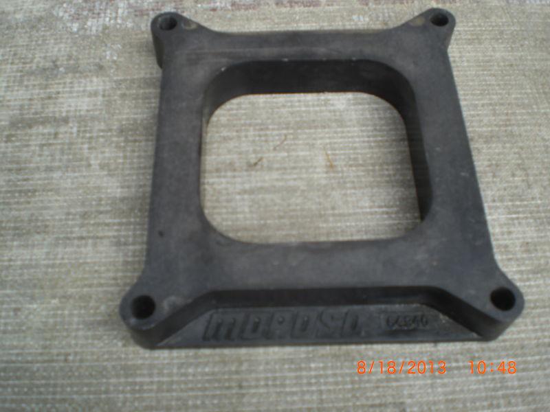 Intake spacer for holley carburetors made by moroso id #64940