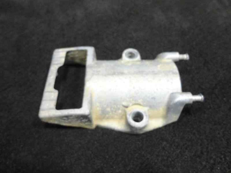 #61a-44552-00-94 housing, lower mount rubber 1990-95 225/250hp yamaha boat ~712~