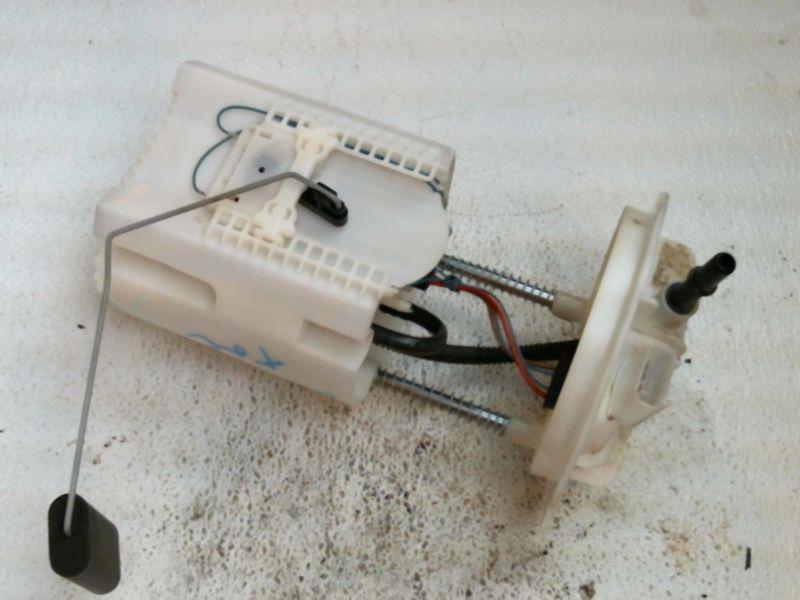 Find 2008 CHRYSLER TOWN & COUNTRY 81904 MILES FUEL PUMP 2578914 in