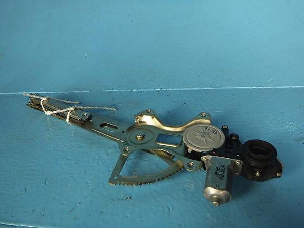Toyota vitz 2006 front right door regulator [6613120]