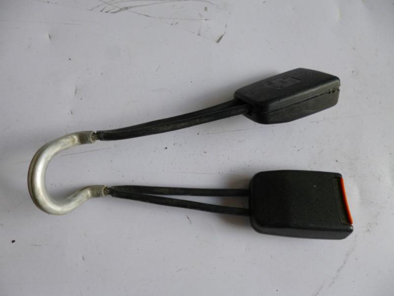 Vw mk3 jetta seat belt receiver buckles 1993-1998  oem used 1hm857739