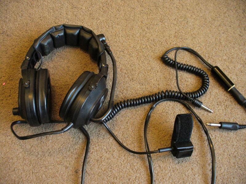 PROFESSIONAL echelon telex RADIOCOM 100 SYSTEM 300353-000 AVIATION HEADSET, US $120.00, image 2